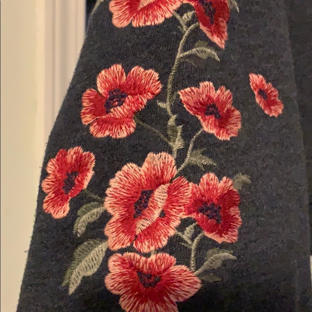 Sweater - Picture 2 of 3